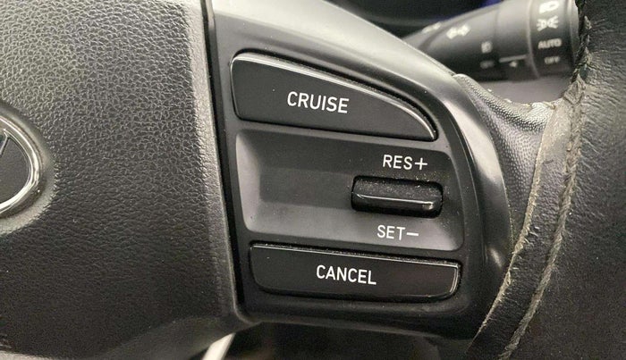2020 Hyundai VENUE SX 1.0 TURBO, Petrol, Manual, 68,869 km, Adaptive Cruise Control