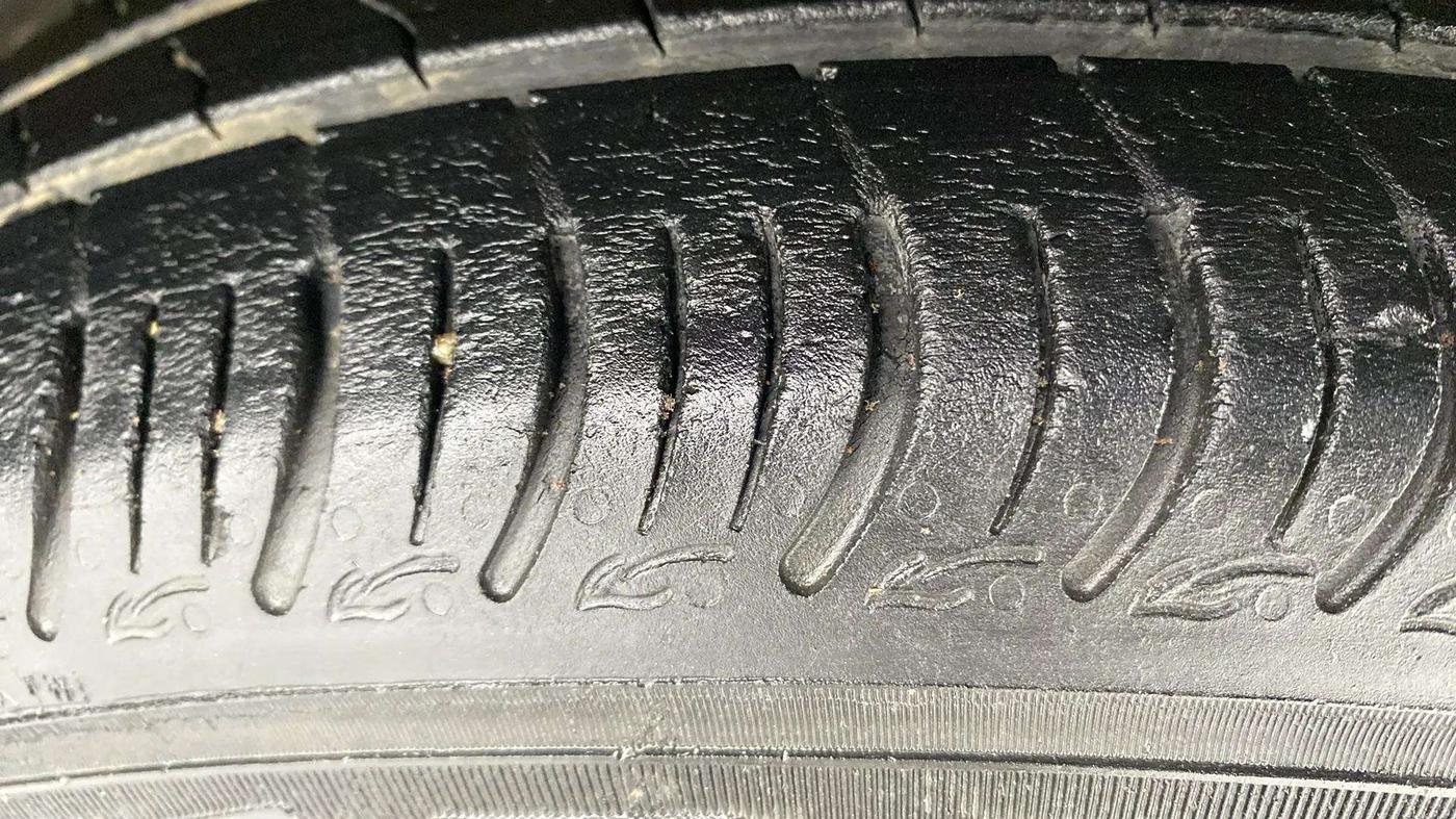 2023 Maruti S PRESSO VXI PLUS (O) AMT, Petrol, Automatic, 42,530 km, Right Front Tyre Tread