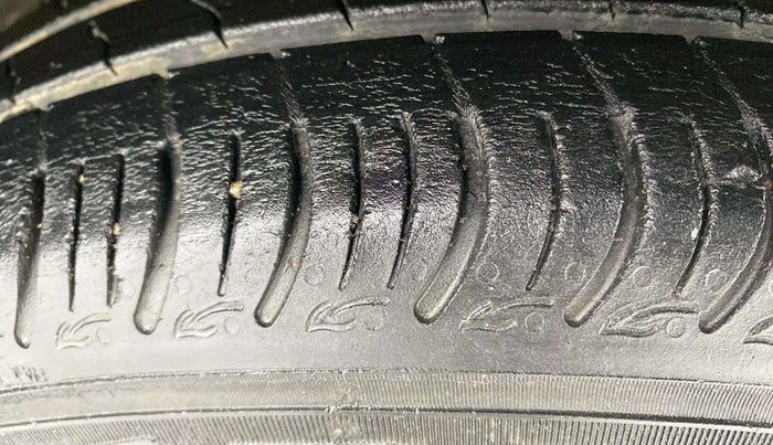2023 Maruti S PRESSO VXI PLUS (O) AMT, Petrol, Automatic, 38,438 km, Right Front Tyre Tread