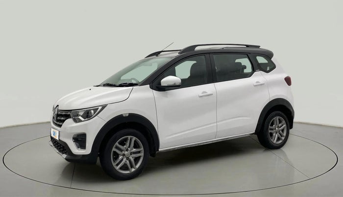 2021 Renault TRIBER RXZ, Petrol, Manual, 33,341 km, Left Front Diagonal