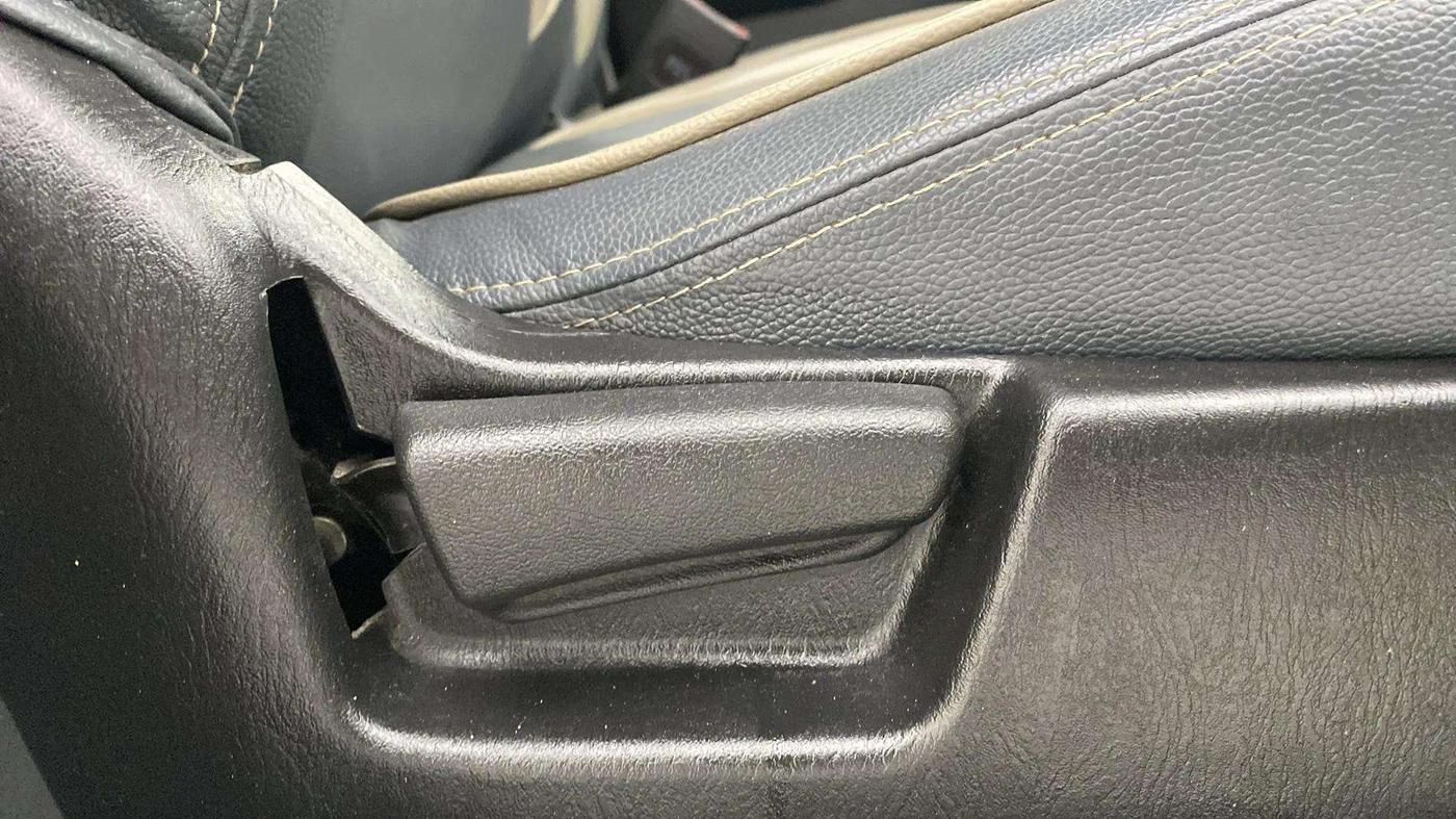 2019 Maruti Alto LXI, Petrol, Manual, 12,123 km, Driver Side Adjustment Panel