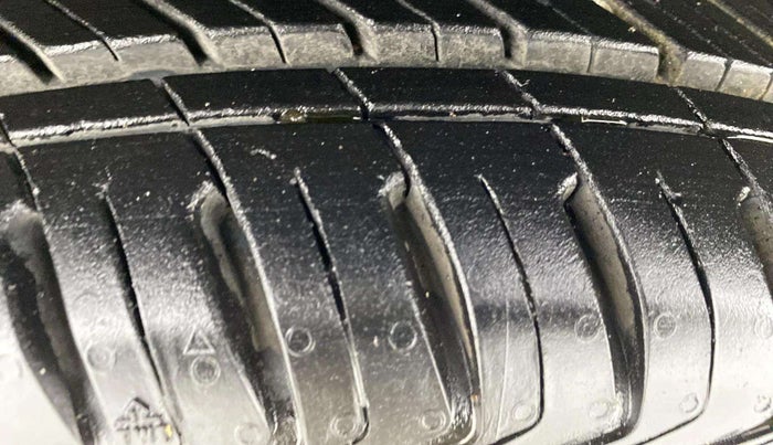 2020 Honda Amaze 1.2L I-VTEC S, Petrol, Manual, 77,664 km, Left Front Tyre Tread