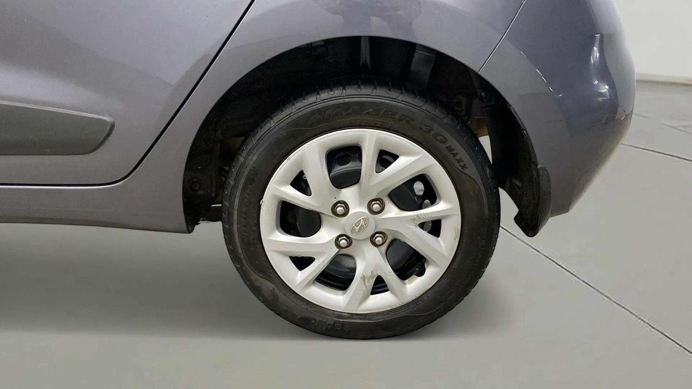 2019 Hyundai Grand i10 SPORTZ 1.2 KAPPA VTVT, Petrol, Manual, 44,840 km, Left Rear Wheel