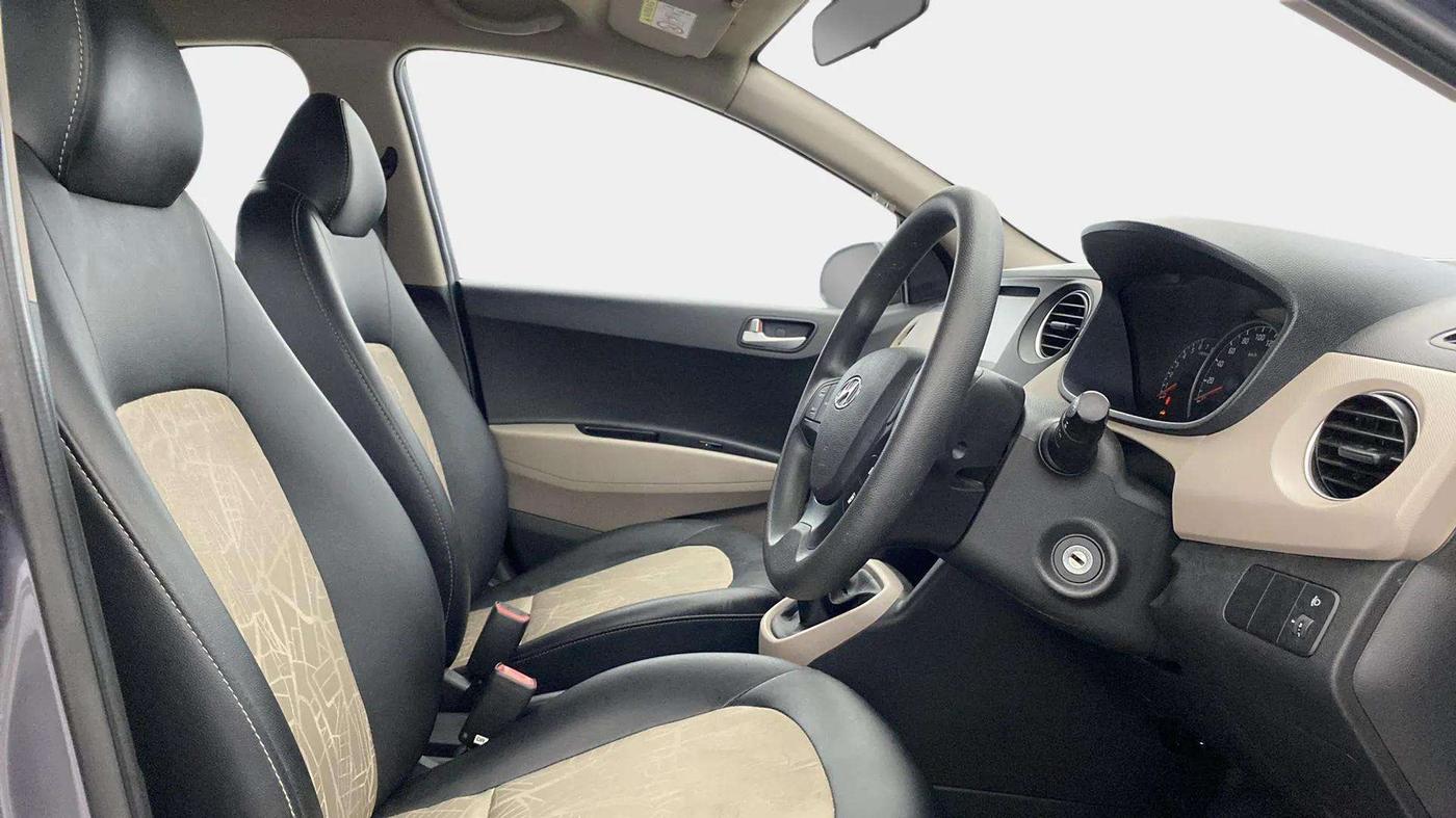 2019 Hyundai Grand i10 SPORTZ 1.2 KAPPA VTVT, Petrol, Manual, 44,840 km, Right Side Front Door Cabin