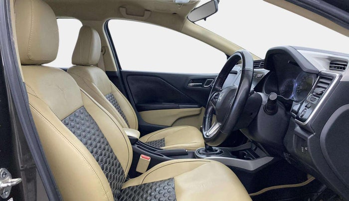 2017 Honda City 1.5L I-VTEC V MT, Petrol, Manual, 45,248 km, Right Side Front Door Cabin