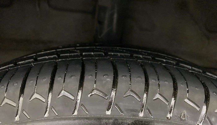 2019 Hyundai NEW SANTRO SPORTZ AMT, Petrol, Automatic, 67,893 km, Right Rear Tyre Tread