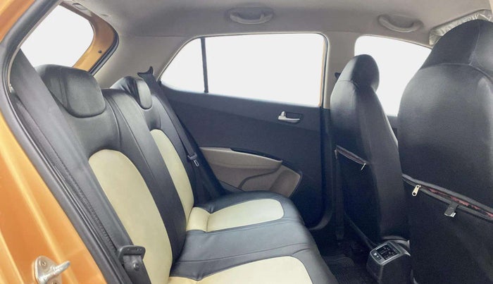 2015 Hyundai Grand i10 SPORTZ 1.2 KAPPA VTVT, Petrol, Manual, 87,149 km, Right Side Rear Door Cabin