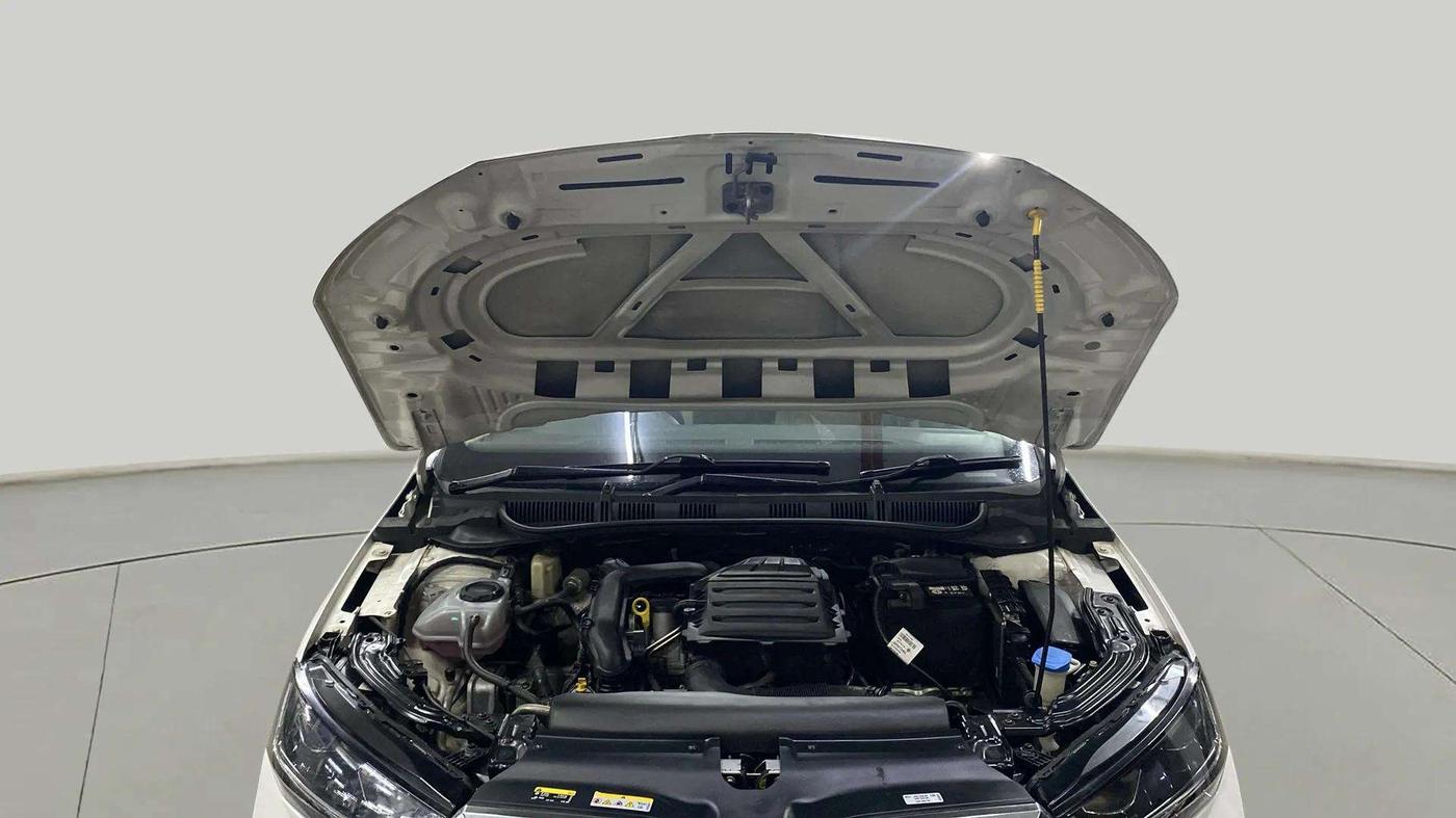 2022 Skoda SLAVIA STYLE 1.0L TSI AT, Petrol, Automatic, 34,211 km, Open Bonet