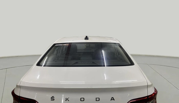 2022 Skoda SLAVIA STYLE 1.0L TSI AT, Petrol, Automatic, 34,035 km, Rear Windshield