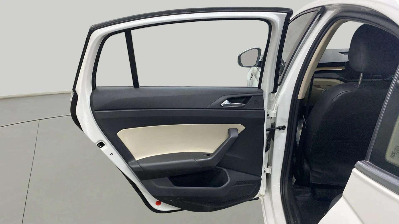 2022 Skoda SLAVIA STYLE 1.0L TSI AT, Petrol, Automatic, 34,211 km, LHS Rear Door