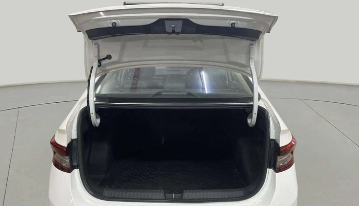 2022 Skoda SLAVIA STYLE 1.0L TSI AT, Petrol, Automatic, 34,035 km, Boot Inside