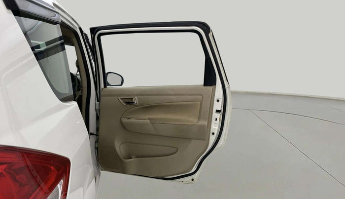 2016 Maruti Ertiga VXI, CNG, Manual, 59,119 km, RHS Rear Door
