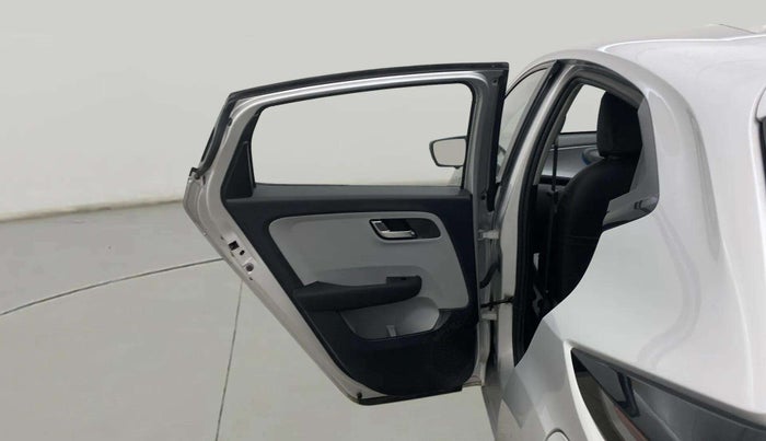 2020 Tata ALTROZ XZ PETROL, Petrol, Manual, 32,620 km, LHS Rear Door