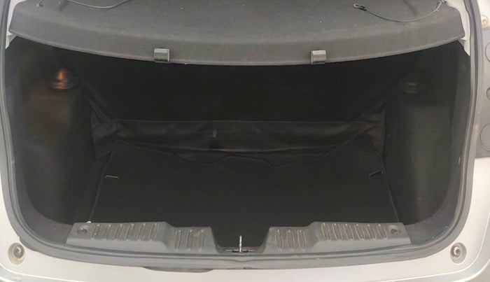 2020 Tata ALTROZ XZ PETROL, Petrol, Manual, 32,620 km, Boot Inside