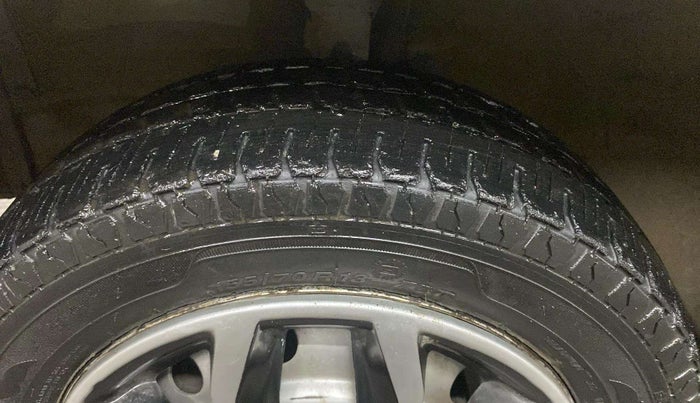 2016 Maruti Wagon R 1.0 LXI CNG, CNG, Manual, 59,217 km, Left Front Tyre Tread