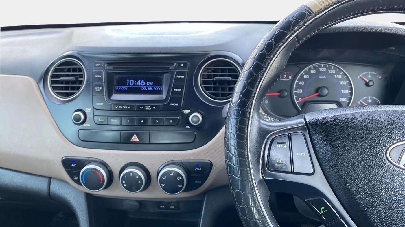 2015 Hyundai Grand i10 ASTA 1.2 KAPPA VTVT, Petrol, Manual, 36,243 km, Air Conditioner