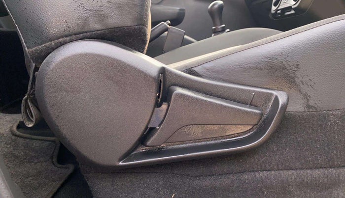2023 Maruti Alto K10 VXI, Petrol, Manual, 15,058 km, Driver Side Adjustment Panel