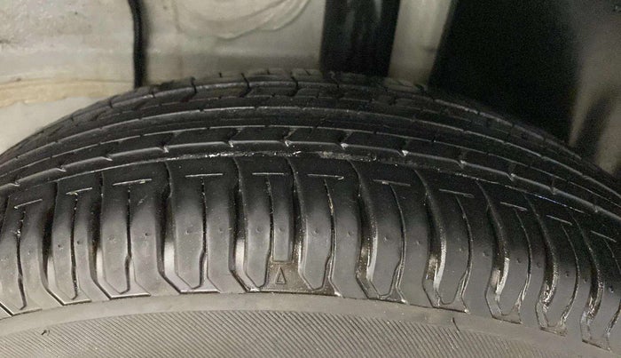 2024 Tata ALTROZ XE CNG, CNG, Manual, 9,742 km, Left Rear Tyre Tread