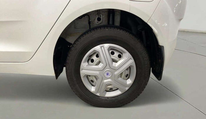 2024 Tata ALTROZ XE CNG, CNG, Manual, 9,742 km, Left Rear Wheel