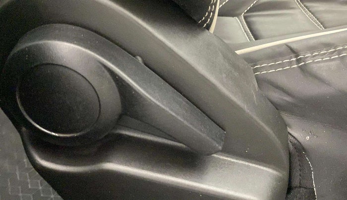 2024 Tata ALTROZ XE CNG, CNG, Manual, 9,742 km, Driver Side Adjustment Panel