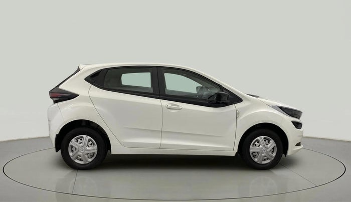 2024 Tata ALTROZ XE CNG, CNG, Manual, 9,742 km, Right Side View