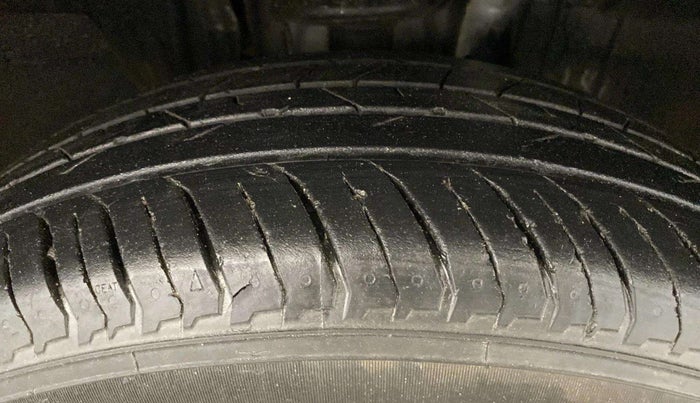 2023 Nissan MAGNITE XE, Petrol, Manual, 13,559 km, Right Front Tyre Tread