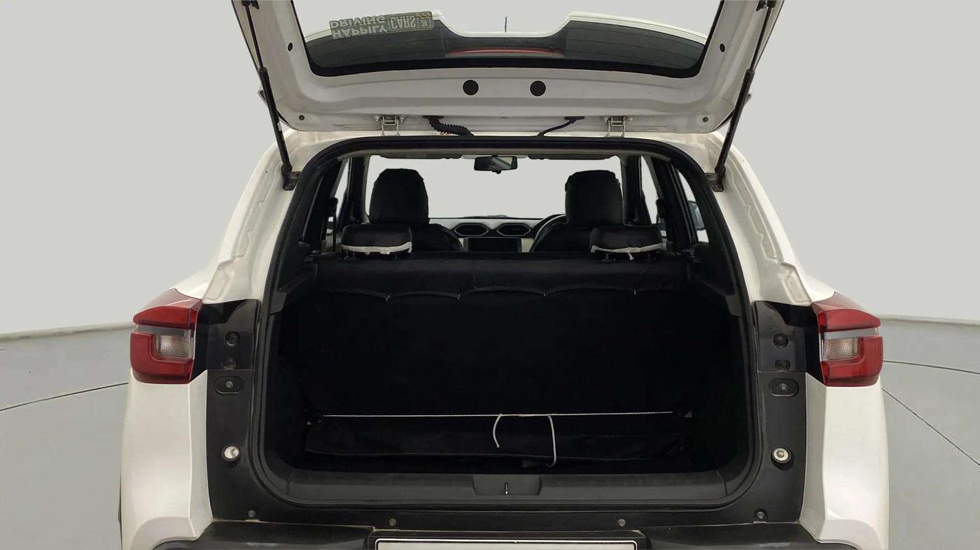 2023 Nissan MAGNITE XE, Petrol, Manual, 13,559 km, Boot Inside