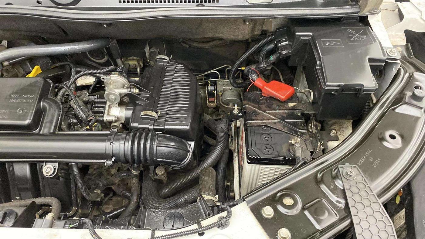 2023 Nissan MAGNITE XE, Petrol, Manual, 13,559 km, Engine View - Left