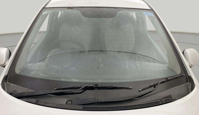 2014 Hyundai Xcent S AT 1.2, Petrol, Automatic, 74,384 km, Front Windshield