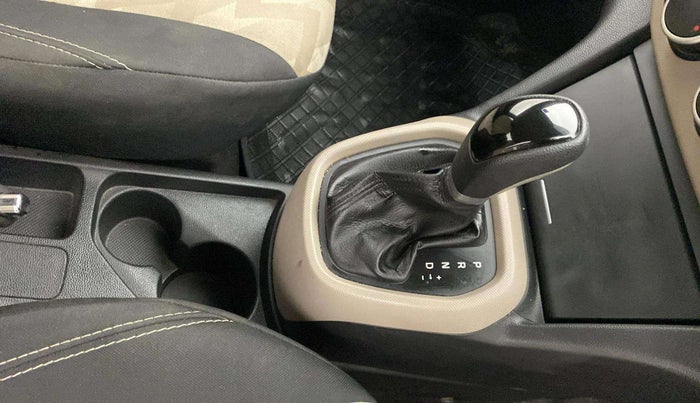 2014 Hyundai Xcent S AT 1.2, Petrol, Automatic, 74,384 km, Gear Lever