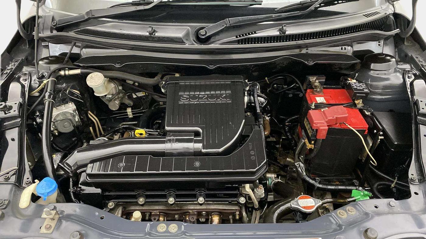 2017 Maruti Swift VXI O, Petrol, Manual, 96,788 km, Engine View