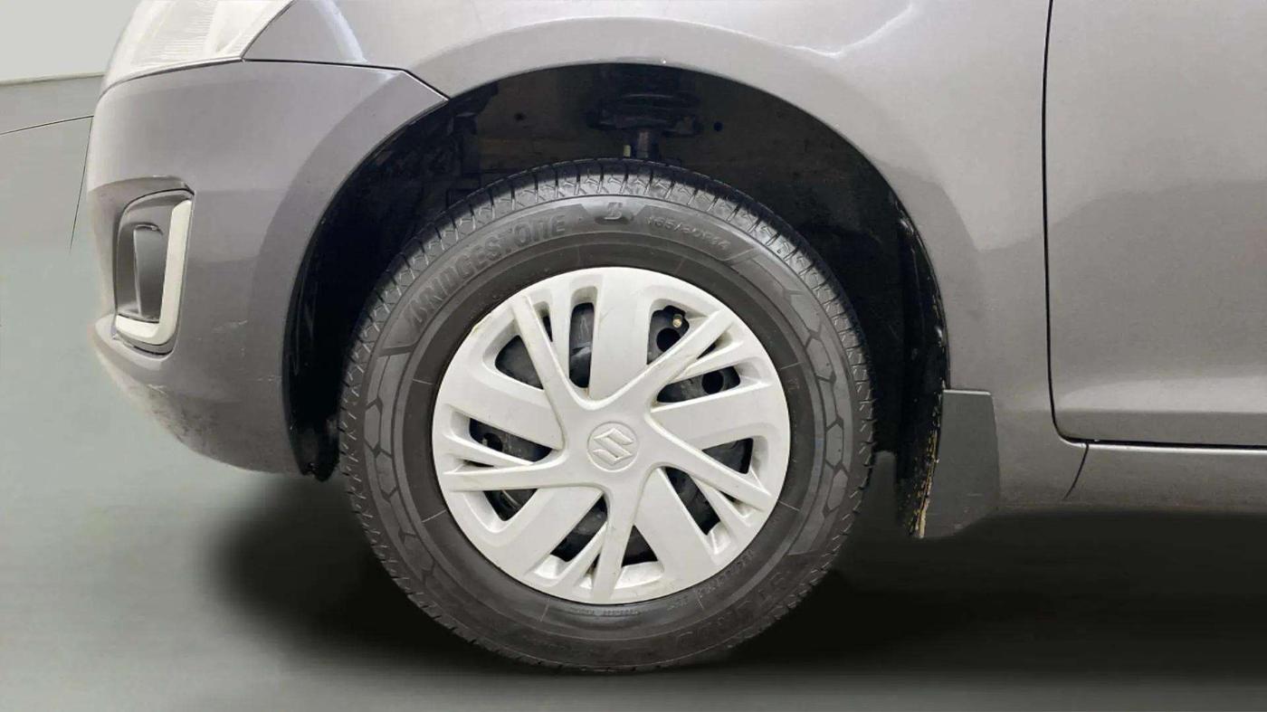 2017 Maruti Swift VXI O, Petrol, Manual, 96,788 km, Left Front Wheel