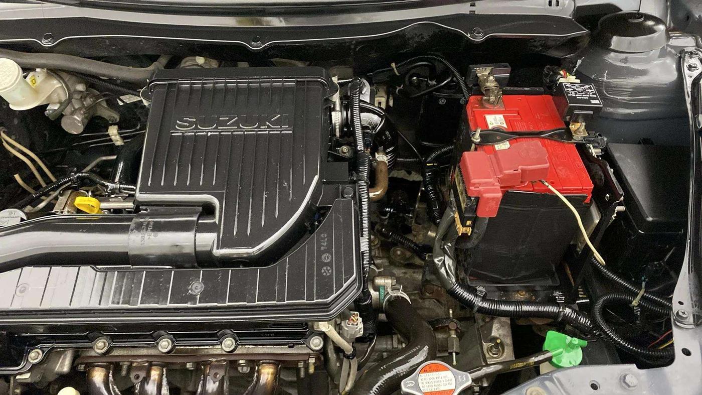 2017 Maruti Swift VXI O, Petrol, Manual, 96,788 km, Engine View - Left