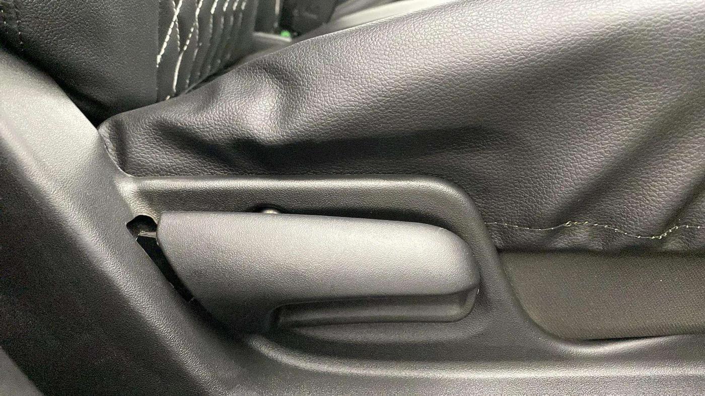 2017 Maruti Swift VXI O, Petrol, Manual, 96,788 km, Driver Side Adjustment Panel