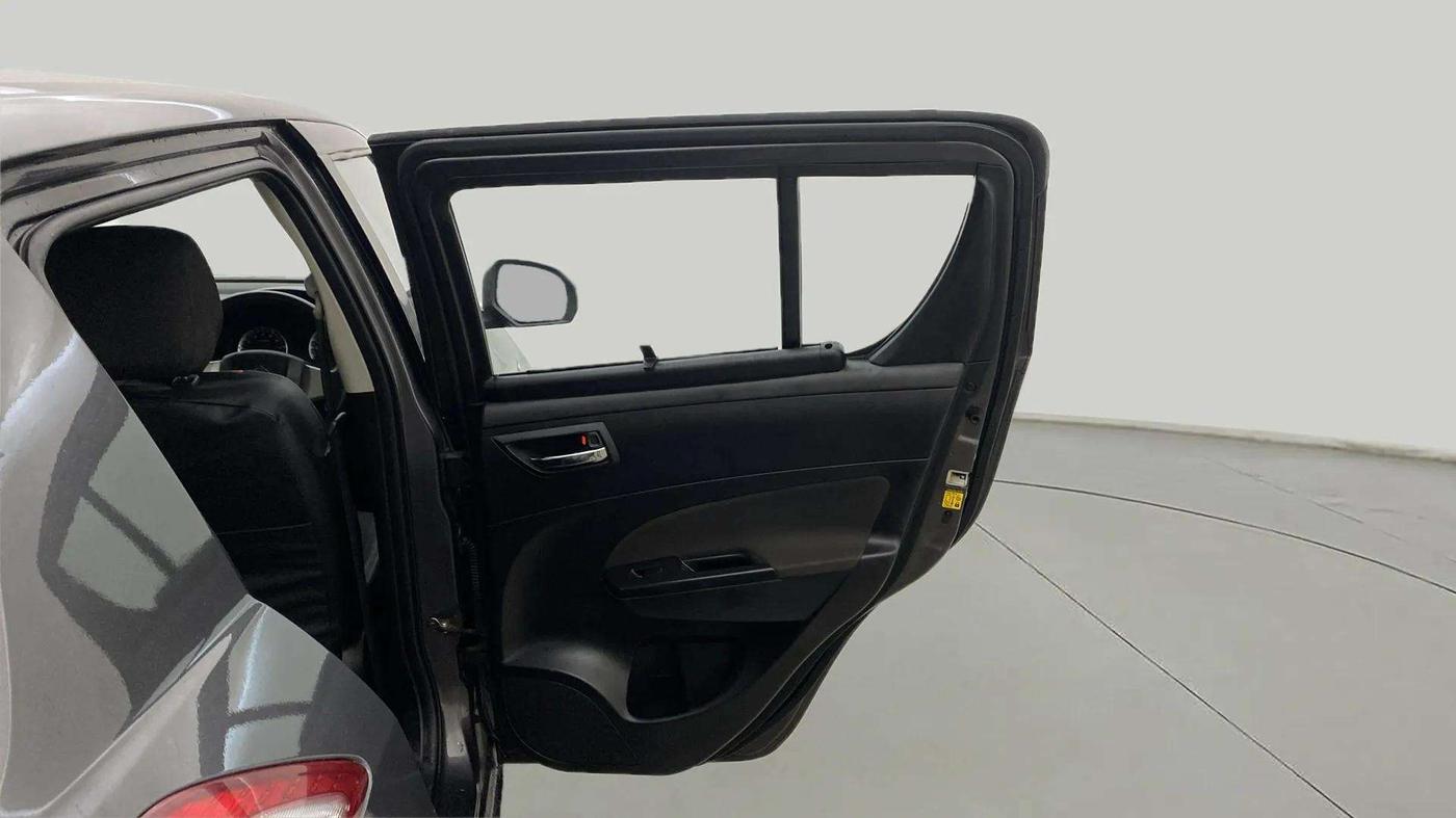2017 Maruti Swift VXI O, Petrol, Manual, 96,788 km, RHS Rear Door