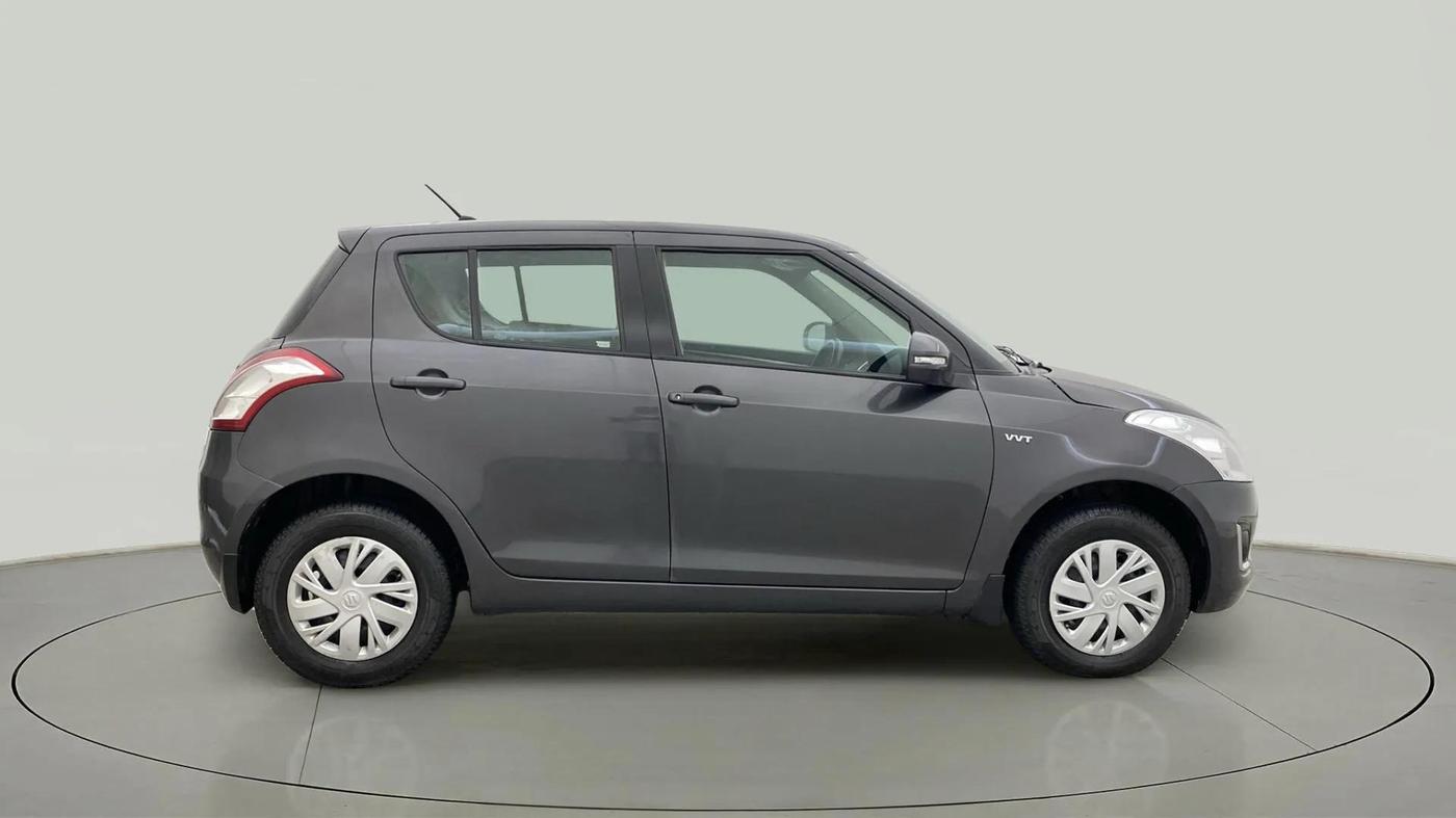 2017 Maruti Swift VXI O, Petrol, Manual, 96,788 km, Right Side View