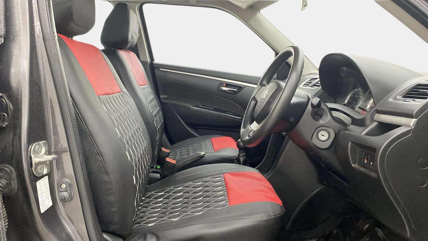 2017 Maruti Swift VXI O, Petrol, Manual, 96,788 km, Right Side Front Door Cabin