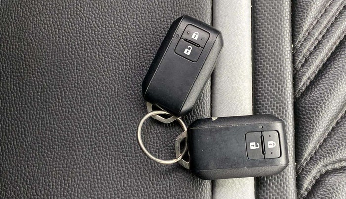 2023 Maruti Swift ZXI, Petrol, Manual, 15,528 km, Key Close Up