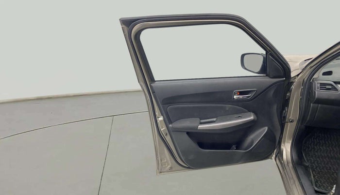 2023 Maruti Swift ZXI, Petrol, Manual, 15,528 km, LHS Front Door