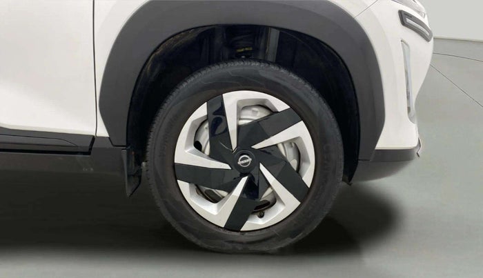 2021 Nissan MAGNITE XE, Petrol, Manual, 23,494 km, Right Front Wheel