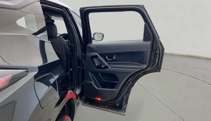 2023 Tata Harrier XZ PLUS 2.0L DARK EDITION, Diesel, Manual, 32,303 km, RHS Rear Door