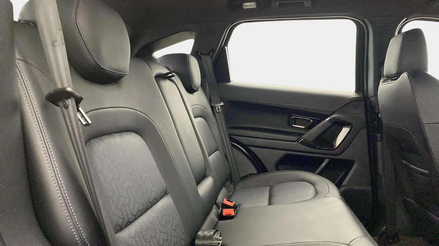2023 Tata Harrier XZ PLUS 2.0L DARK EDITION, Diesel, Manual, 32,303 km, Right Side Rear Door Cabin