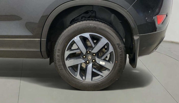 2023 Tata Harrier XZ PLUS 2.0L DARK EDITION, Diesel, Manual, 32,303 km, Left Rear Wheel