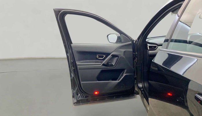 2023 Tata Harrier XZ PLUS 2.0L DARK EDITION, Diesel, Manual, 32,303 km, LHS Front Door