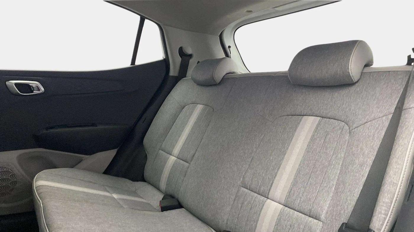 2022 Hyundai GRAND I10 NIOS ASTA AMT 1.2 KAPPA VTVT, Petrol, Automatic, 22,155 km, Right Side Rear Door Cabin