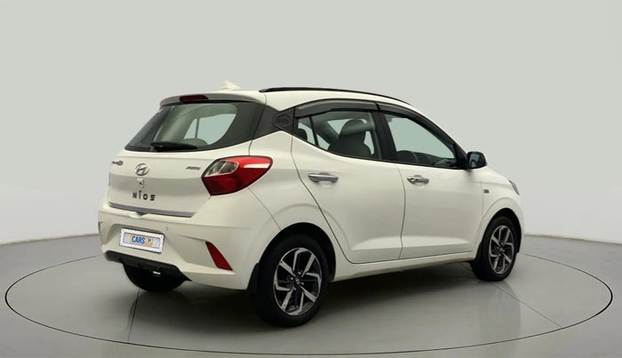 2022 Hyundai GRAND I10 NIOS ASTA AMT 1.2 KAPPA VTVT, Petrol, Automatic, 22,155 km, Right Back Diagonal