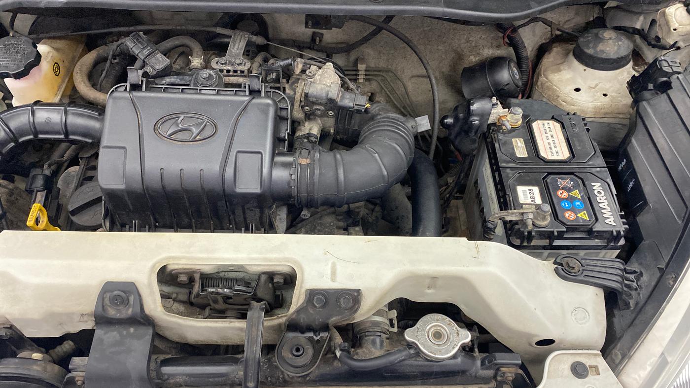 2017 Hyundai Eon ERA +, Petrol, Manual, 13,436 km, Engine View - Left