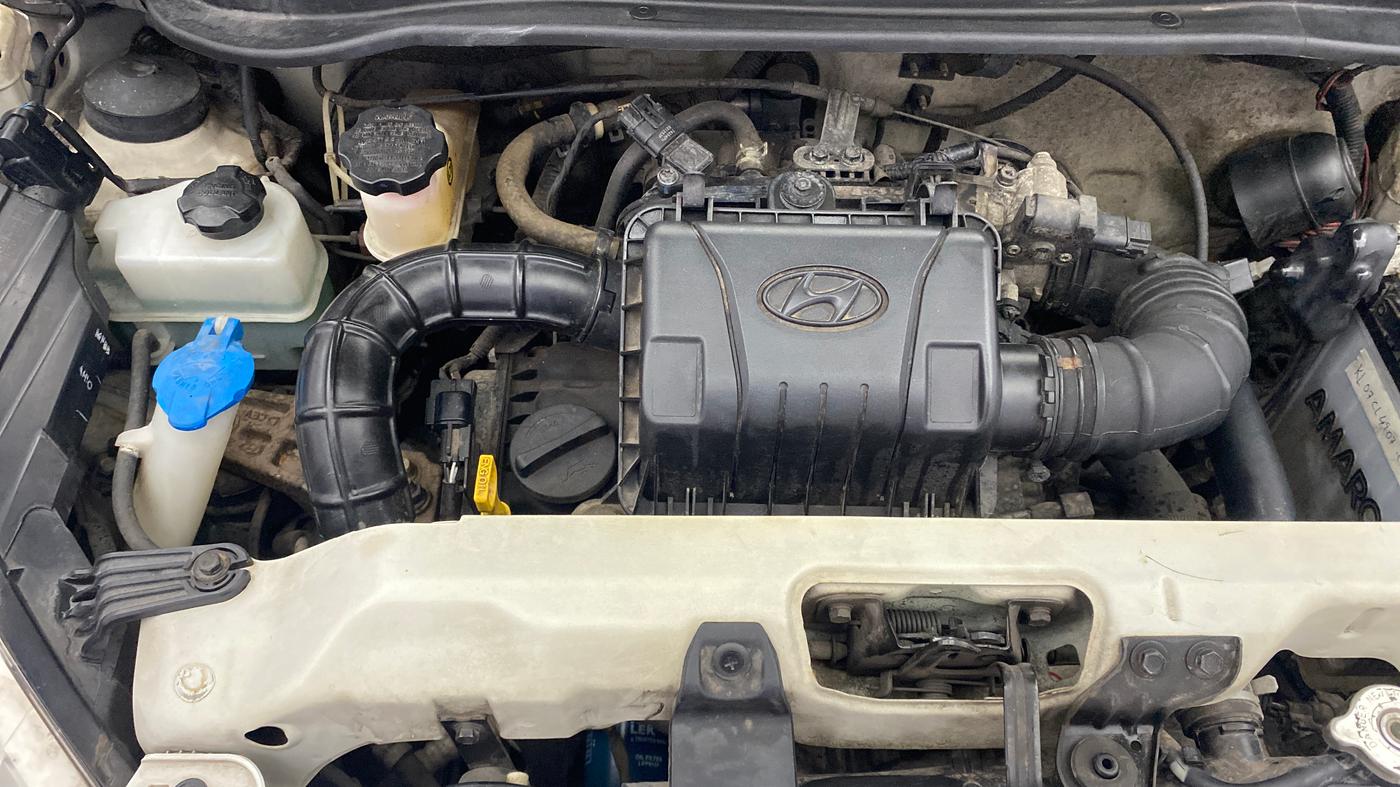 2017 Hyundai Eon ERA +, Petrol, Manual, 13,436 km, Engine View - Right