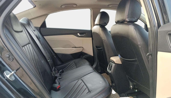 2021 Hyundai Verna SX 1.5 VTVT IVT, Petrol, Automatic, 78,292 km, Right Side Rear Door Cabin
