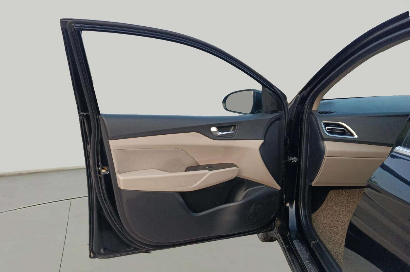 2021 Hyundai Verna SX 1.5 VTVT IVT, Petrol, Automatic, 78,292 km, LHS Rear Door